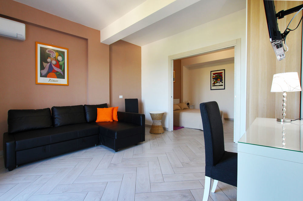 كامبوفيليتْشّي دي روتْشّي Belvedere Rent Rooms المظهر الخارجي الصورة
