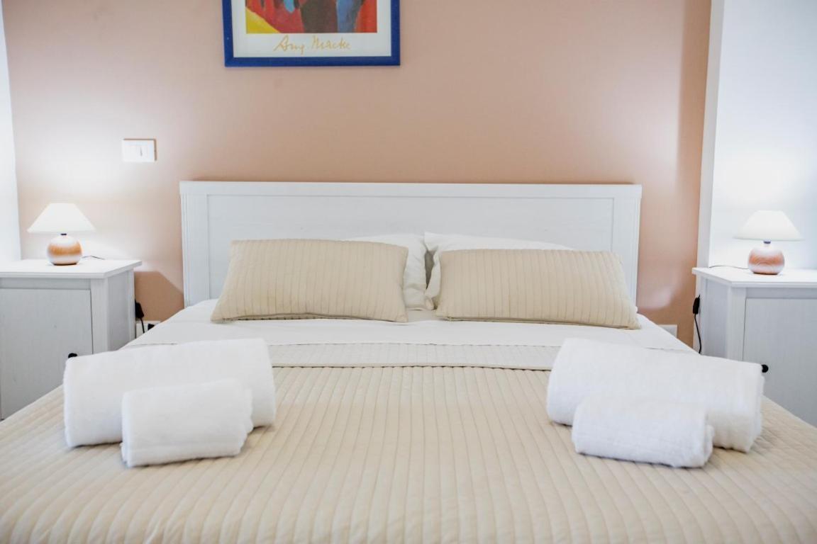 كامبوفيليتْشّي دي روتْشّي Belvedere Rent Rooms المظهر الخارجي الصورة