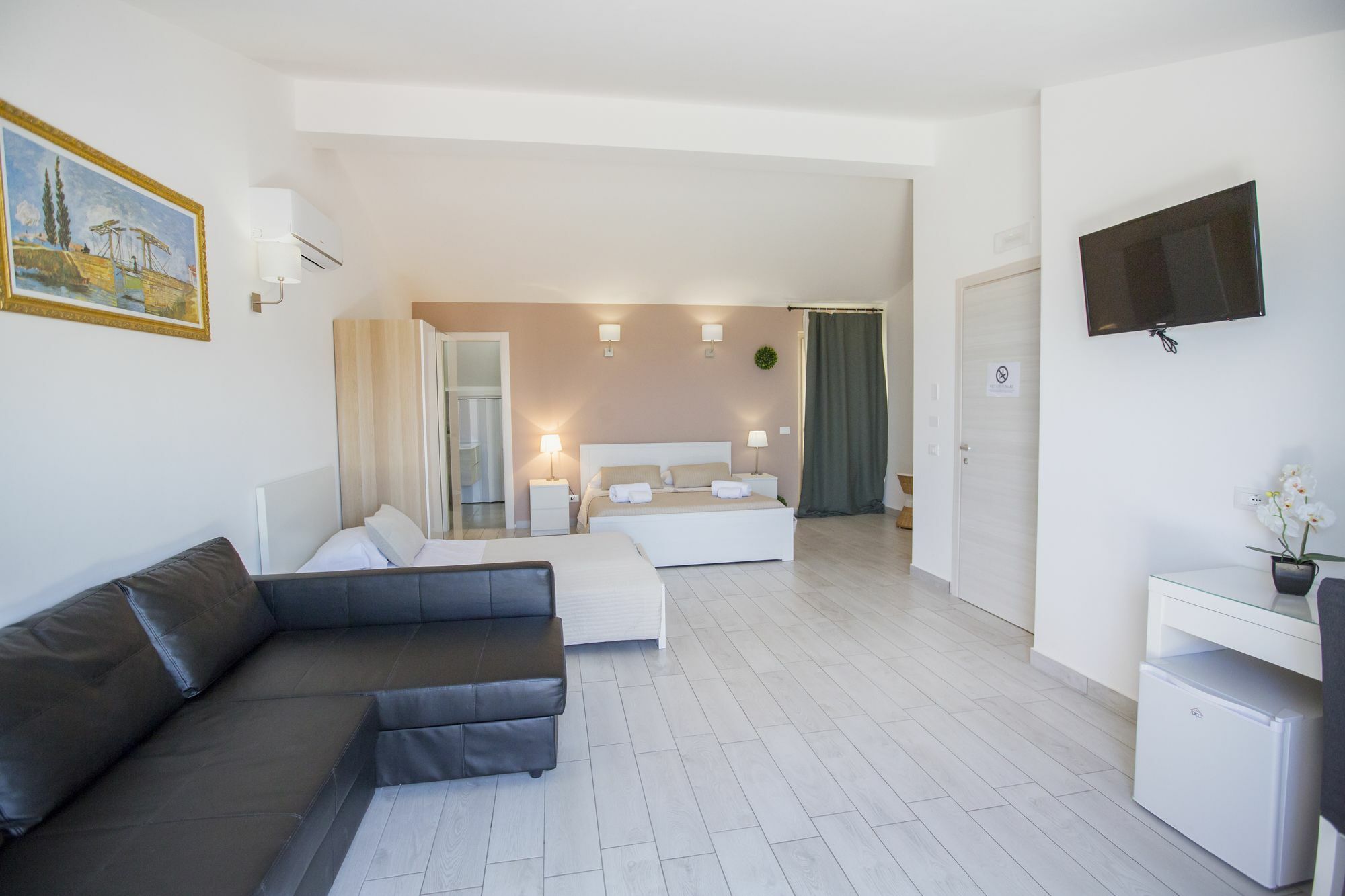 كامبوفيليتْشّي دي روتْشّي Belvedere Rent Rooms المظهر الخارجي الصورة